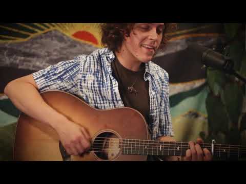 "Long Black Veil" Cover // Daniel Donato Cosmic Country Thumbnail