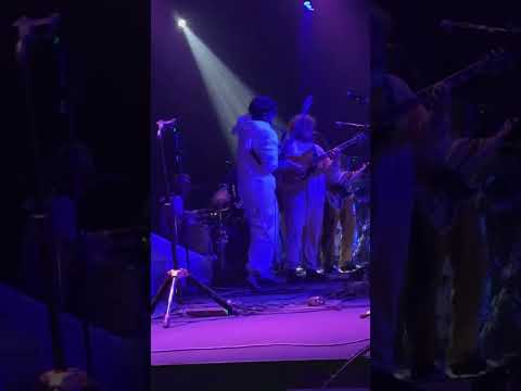 A steaming hot “Porridge” from Chattanooga last night opening up for Pigeons Playing Ping Pong 🔥🤘 Thumbnail