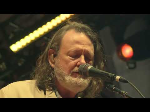 Travelin' Man → The Waker (Live at Red Rocks) Thumbnail