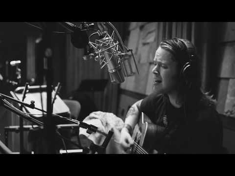 Billy Strings - "Enough To Leave" Thumbnail