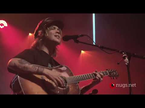Billy Strings LIVE at The Ryman in Nashville, TN 5/8/22 First Song Preview Thumbnail