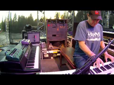 Heroes (Live in Wyoming) Thumbnail