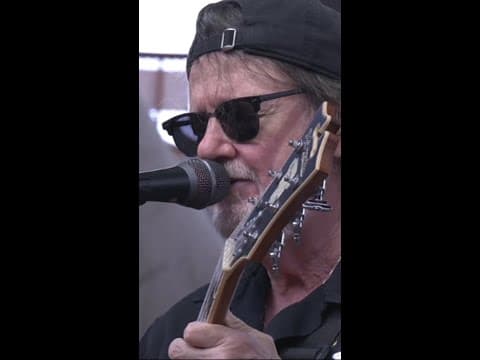 Junior (Live at Red Rocks Clip) Thumbnail