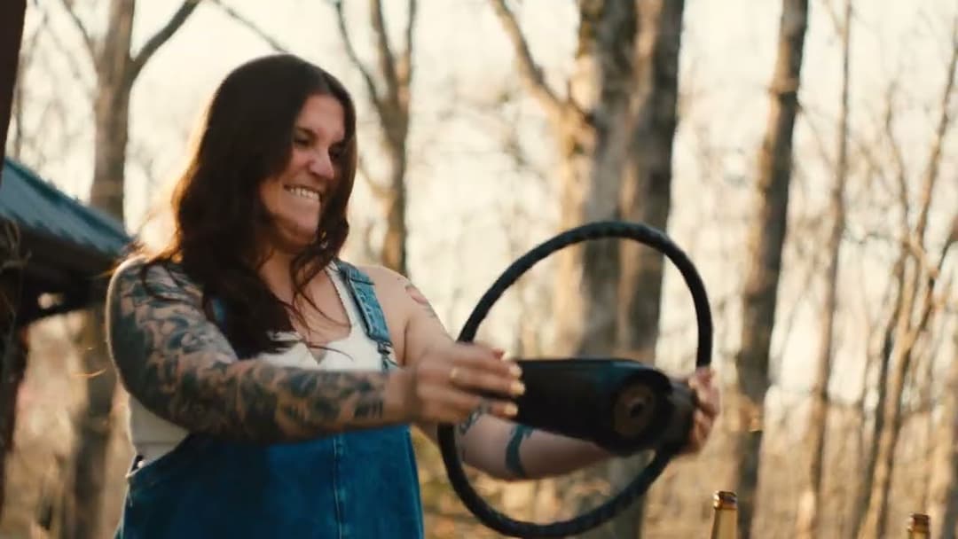 Billy Strings - Leadfoot (Official Music Video) Thumbnail