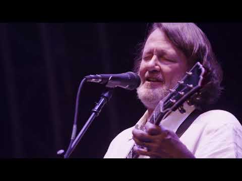 Holden Oversoul (Live in Athens, GA) Thumbnail