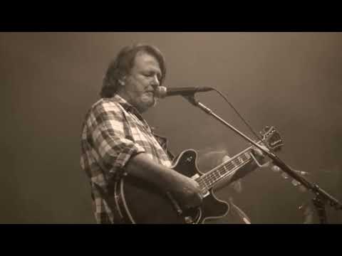 Waitin' for the Bus, Jesus Just Left Chicago (Live in San Antonio) Thumbnail