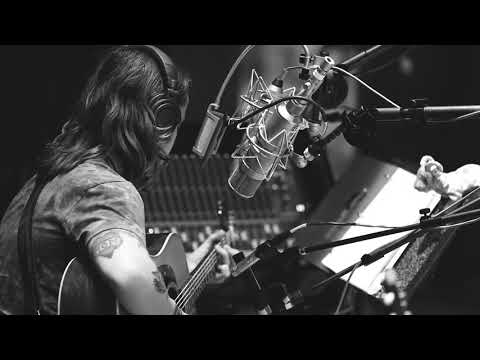 Billy Strings - "Away From The Mire" BTS Footage No. 2 Thumbnail