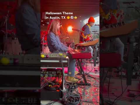 #halloween theme in #austintexas 🎃 #DogPound🐶 Thumbnail