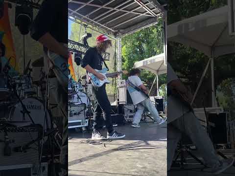 Pickin’ our way back to @highsierramusic  🏔️ see yall Thursday and Friday! #DogPound🐶 Thumbnail