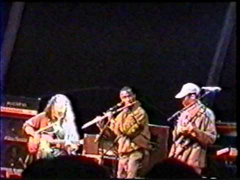 Widespread Panic - Pickin' Up The Pieces - 8/20/00 - River Run - Keystone, CO Thumbnail