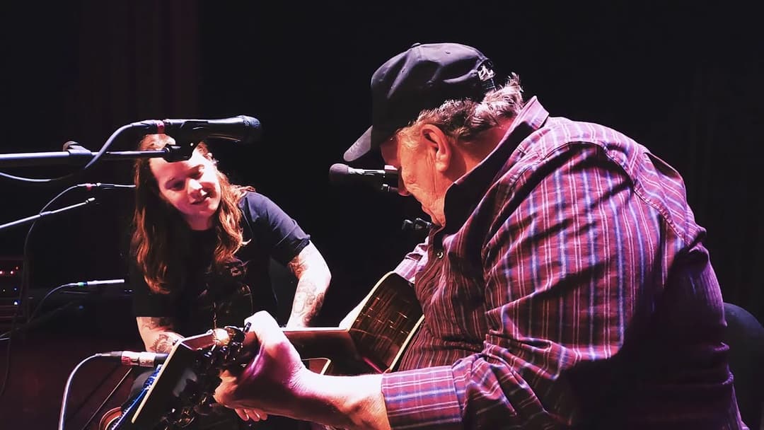Billy Strings Gifts Signature Model Guitar to Dad Thumbnail