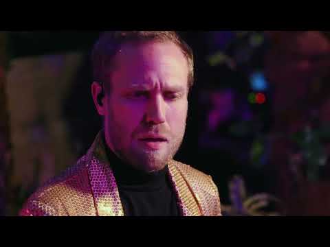 Kendall Street Company - Excusezmoi (Official Music Video) Thumbnail