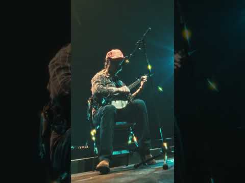 Billy Strings - Country Blues Thumbnail