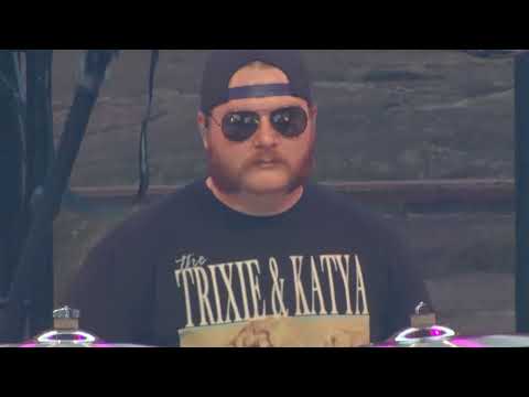 Big Wooly Mammoth (Live at Red Rocks) Thumbnail