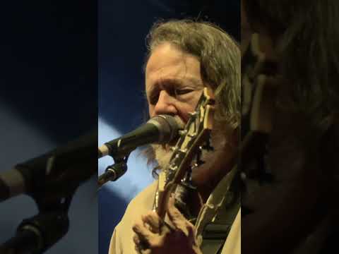 Travelin' Light (Live at Red Rocks) Thumbnail