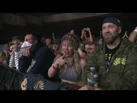 Billy Strings Live From The Capitol Theatre | 2/4/2022 | Deja Tu: The Return to the ESP Experiment Thumbnail