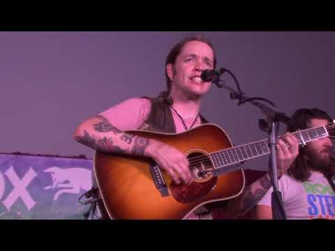 Billy Strings on Bob Dylan's "Senor," Grey Fox 2019 Thumbnail