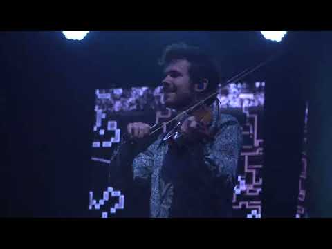 Billy Strings - New Orleans, LA - NYE 2022 - Full Performance (12.31.22 SET 3) Thumbnail
