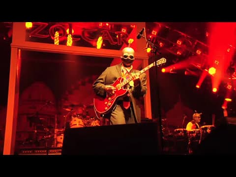 Radio Child (Live 10/31/11 Chicago, IL) Thumbnail