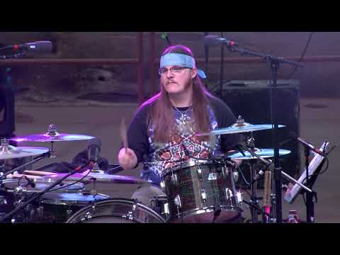 Bust it Big (Live at Red Rocks) Thumbnail
